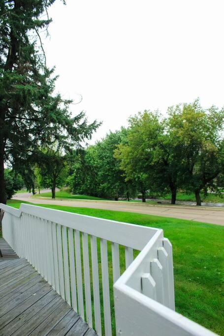 Dartt'S Park Flat Lejlighed Owatonna Eksteriør billede